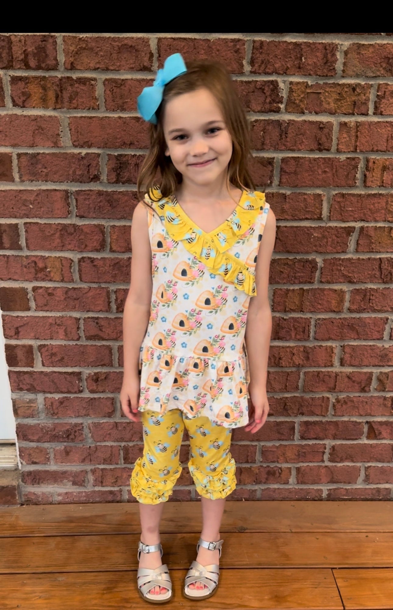 Pete + Lucy Sweet as Honey Capri Set